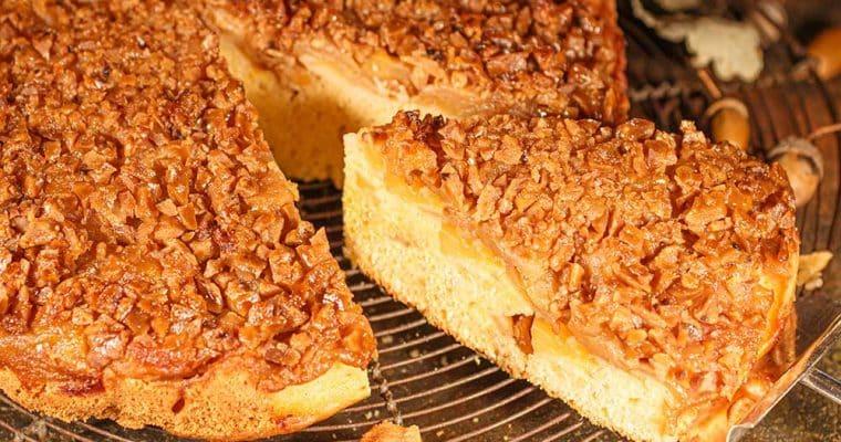 Apfelkuchen mit Eichelkruste