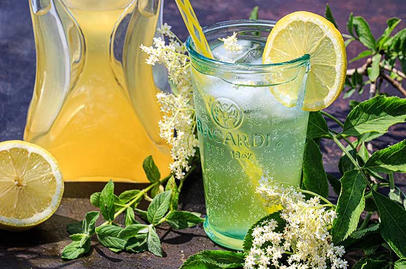 Holunderlimonade