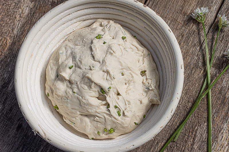 Weizensauerteigbrot Baerlauchfruechte 1