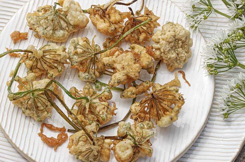 Baerlauchblueten-Tempura
