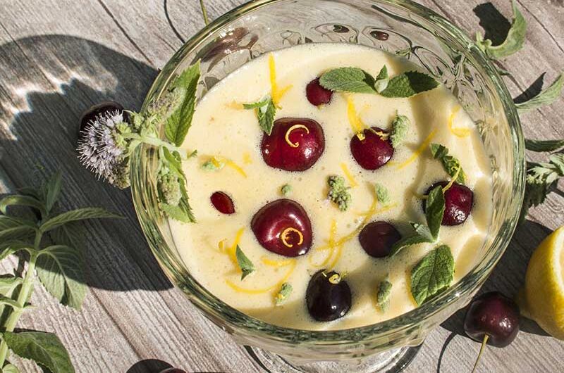 Weinschaumcreme-Kirschen-Minze-1