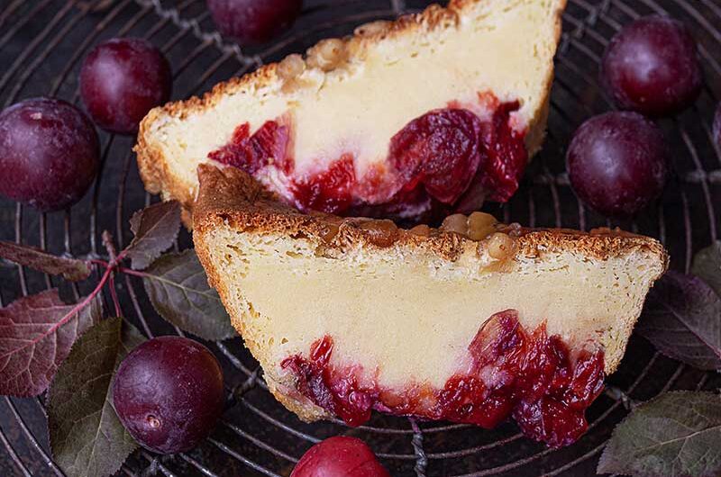 Frischkäsekuchen mit Kirschpflaumen