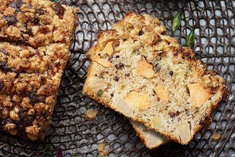 Birnen-Quittenkuchen-Stücke