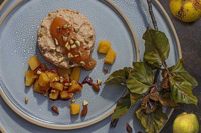 Quittenmousse-Bucheckern-Makro