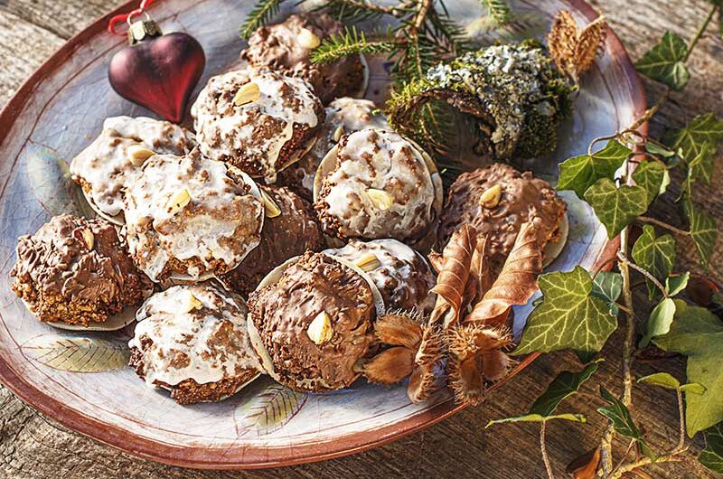 Mini-Elisenlebkuchen mit Bucheckern